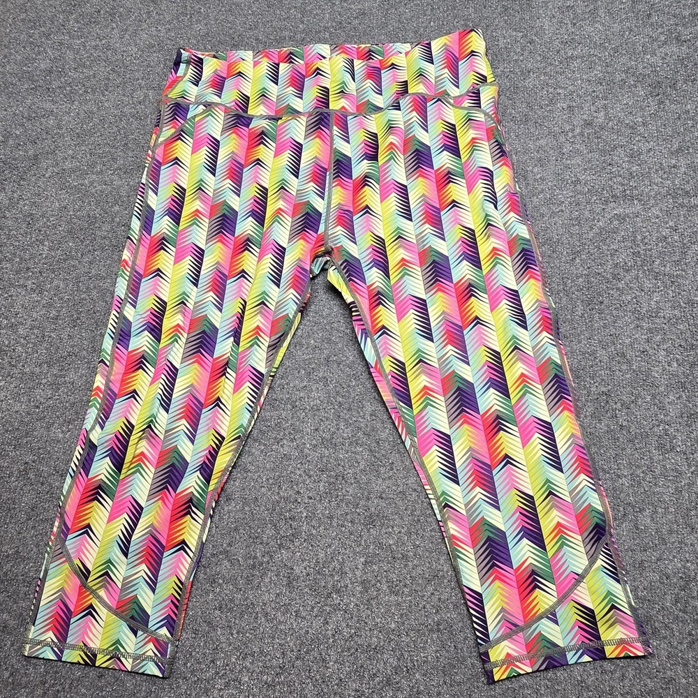 Fabletics Leggings Womens 1X Multicolor Chevron Capri Yoga Athletic Stretch